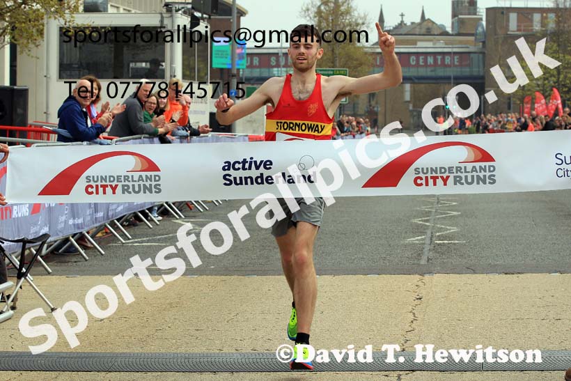 Sunderland City Hal Marathon, 2023 Sunderland City 10k and Half Marathon. Photo: David T. Hewitson/Sports for All Pics
